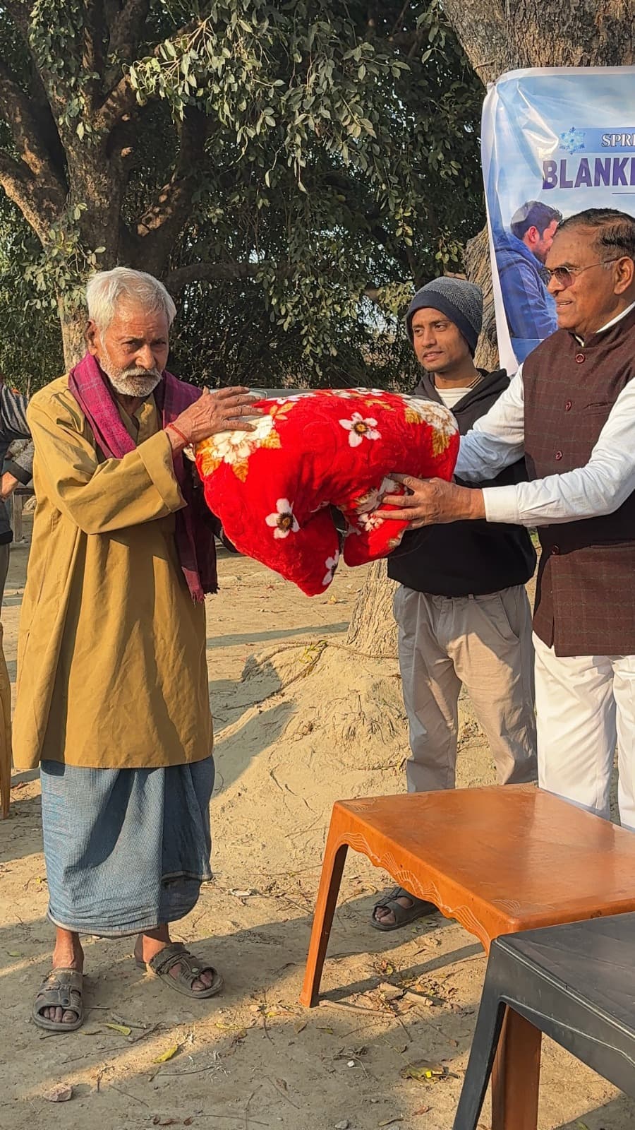 Cloth distribution glimpse 3